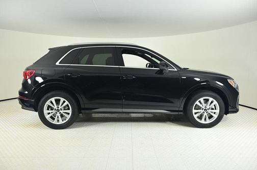 2025 Audi Q3 45 S line Premium