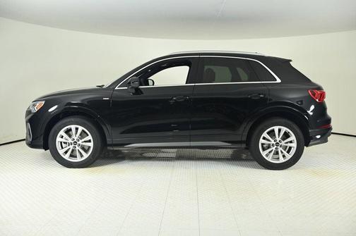 2025 Audi Q3 45 S line Premium