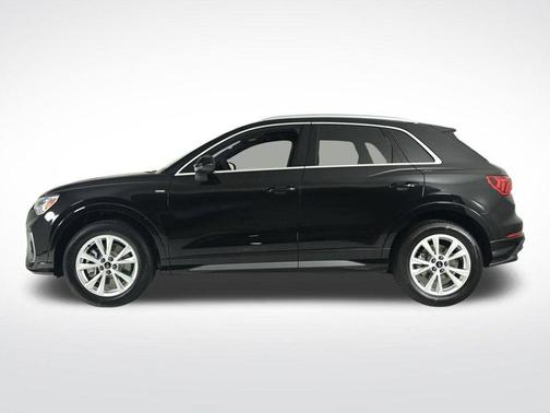 2025 Audi Q3 45 S line Premium
