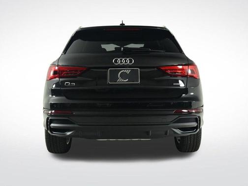 2025 Audi Q3 45 S line Premium