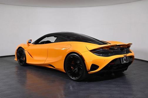 McLaren Orange 2025 McLaren 750S Base