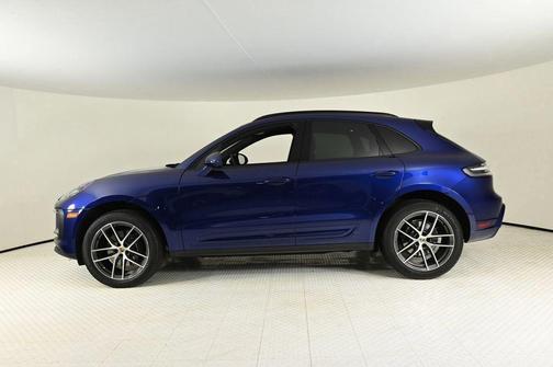 2025 Porsche Macan T