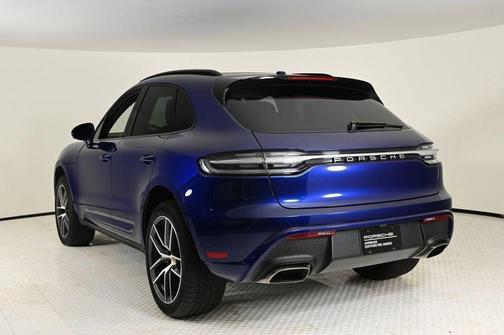 2025 Porsche Macan T
