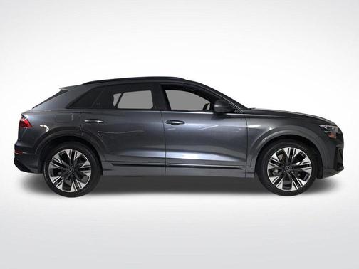 2024 Audi Q8 55 Premium Plus