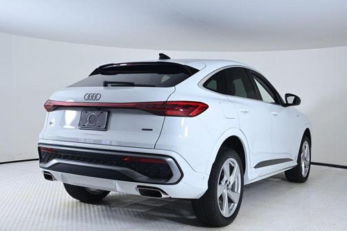 2025 Audi Q5 2.0T Premium