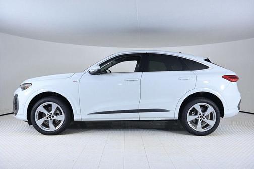 2025 Audi Q5 2.0T Premium