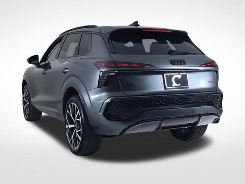 Daytona Gray Pearl 2026 Audi Q3 S line
