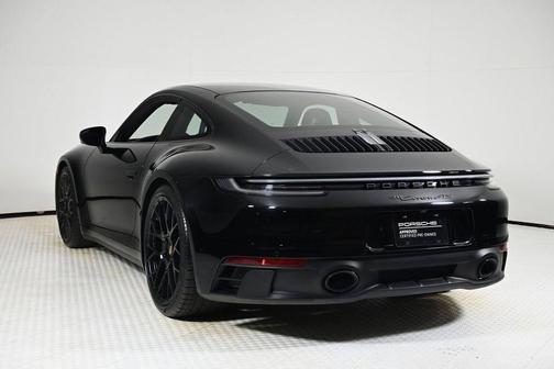 2023 Porsche 911 Carrera GTS