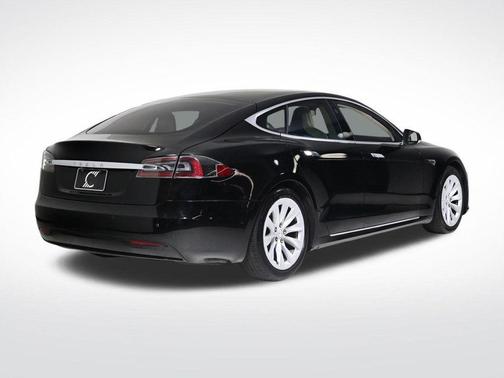 2018 Tesla Model S 75D