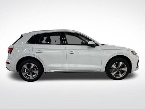 2025 Audi Q5 40 Premium