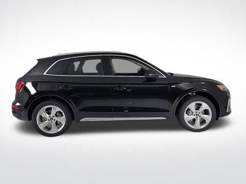 2025 Audi Q5 45 S line quattro Premium