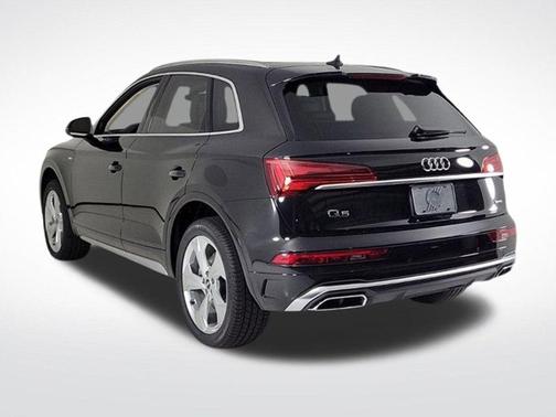 2025 Audi Q5 45 S line quattro Premium