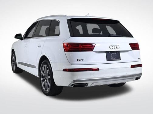 2019 Audi Q7 55 Premium Plus