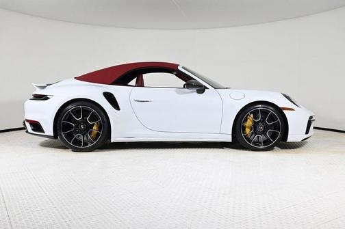 2022 Porsche 911 Turbo S