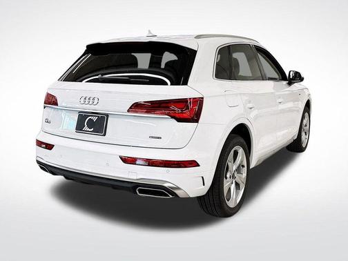 2025 Audi Q5 45 S line quattro Premium