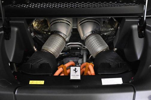 2024 Ferrari 296 GTS Base