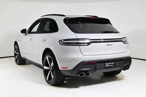 2024 Porsche Macan Base