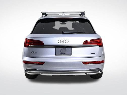 2023 Audi Q5 40 Premium Plus