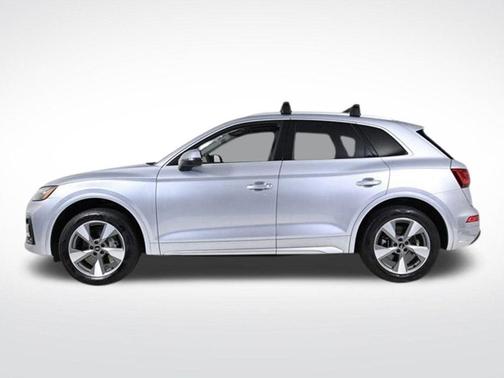 2023 Audi Q5 40 Premium Plus