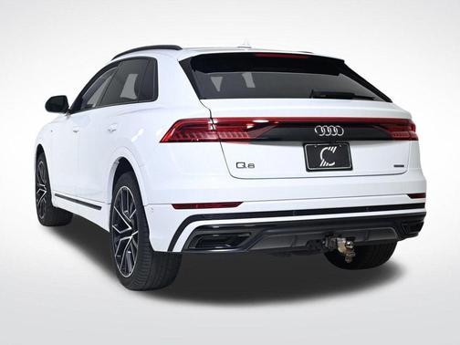 2020 Audi Q8 55 Premium Plus