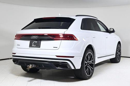 2020 Audi Q8 55 Premium Plus