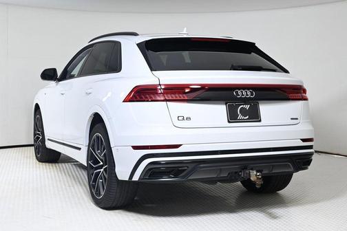 2020 Audi Q8 55 Premium Plus