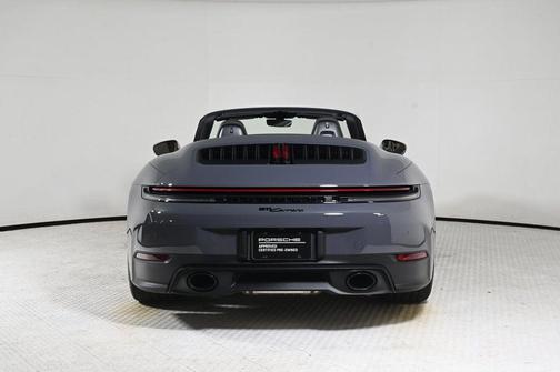 2025 Porsche 911 Carrera