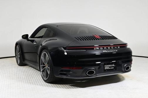 2024 Porsche 911 Carrera 4S