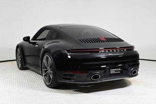 2024 Porsche 911 Carrera 4S