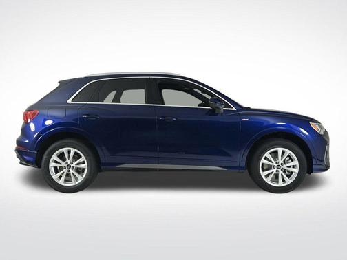 2025 Audi Q3 45 S line Premium
