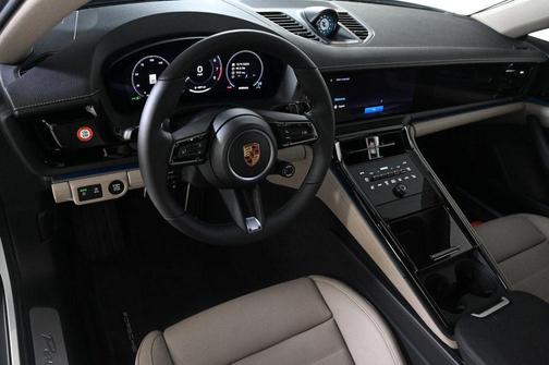 2026 Porsche Panamera RWD