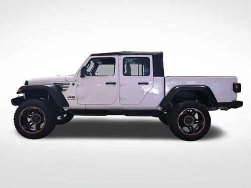 2023 Jeep Gladiator Sport
