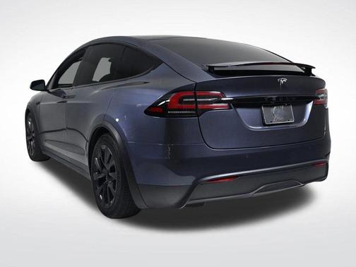 2022 Tesla Model X Base