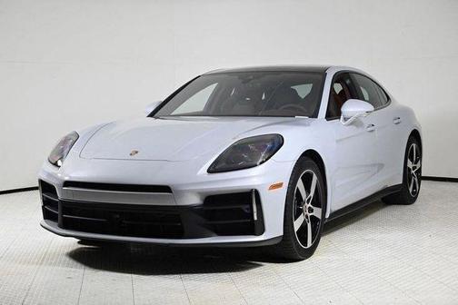 2024 Porsche Panamera 4