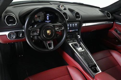 2024 Porsche 718 Cayman GTS 4.0