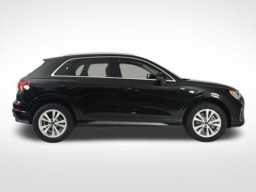 2025 Audi Q3 45 S line Premium