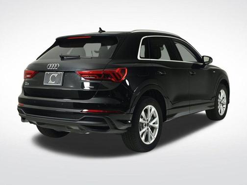 2025 Audi Q3 45 S line Premium