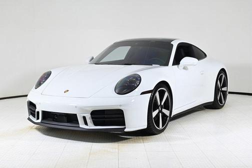 2025 Porsche 911 Carrera