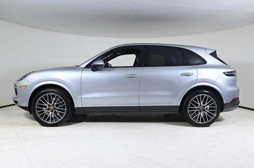 2022 Porsche Macan Base