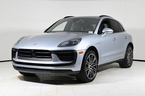 2022 Porsche Macan Base