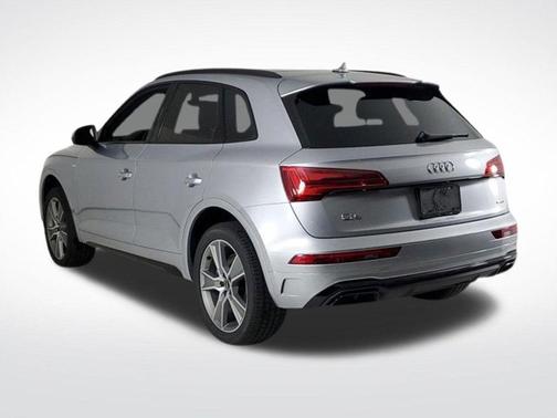 2025 Audi Q5 45 S line quattro Premium
