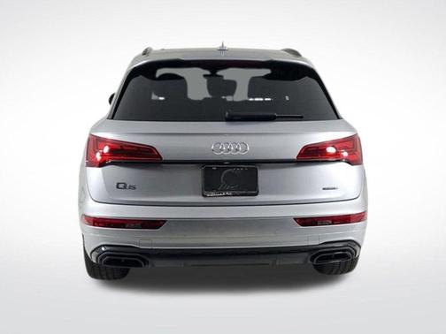 2025 Audi Q5 45 S line quattro Premium
