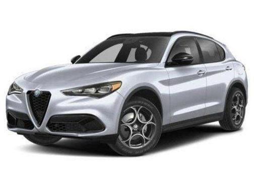 2025 Alfa Romeo Stelvio Base