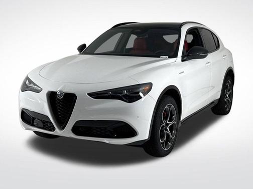 2025 Alfa Romeo Stelvio 