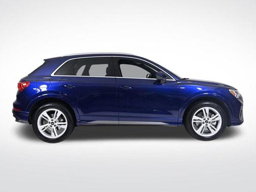 2022 Audi Q3 45 S line Premium Plus