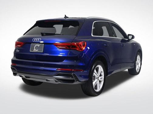 2022 Audi Q3 45 S line Premium Plus