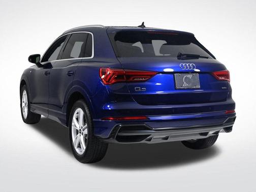 2022 Audi Q3 45 S line Premium Plus