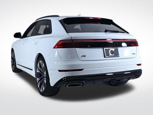 2026 Audi Q8 Premium Plus