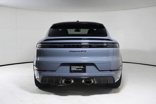 2025 Porsche Cayenne GTS
