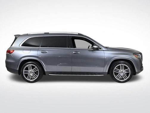 2022 Mercedes-Benz GLS 450 4MATIC